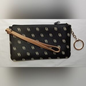 Dooney + Bourke Wristlet
